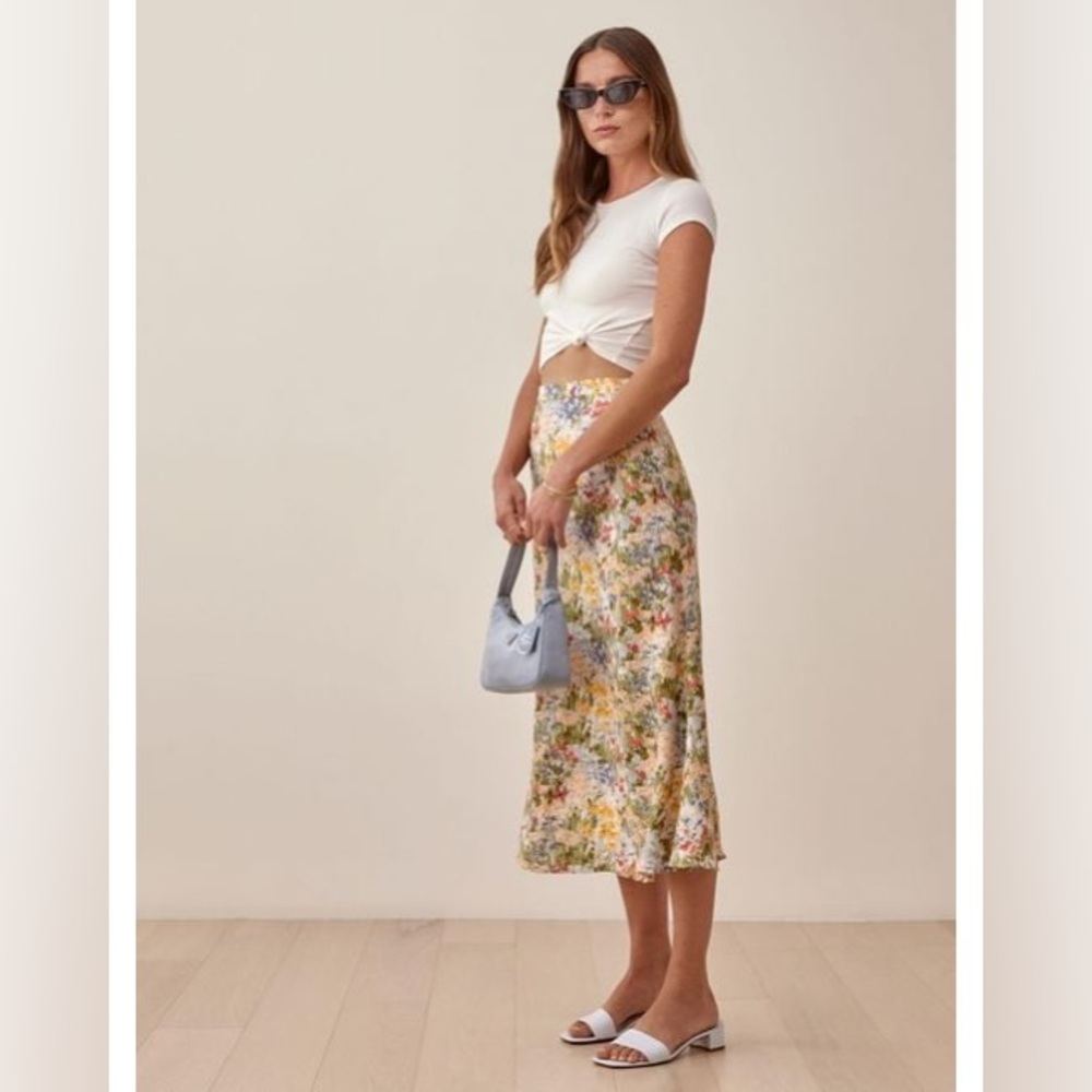 NWOT Never worn Reformation Bea midi skirt